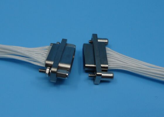 เครื่องเชื่อม J30J ซีรีส์ 21pin โซค็อตเพศหญิง ศูนย์ติดต่อ ทอง Plating ด้วยสายสีขาว 500 มม สําหรับ Satcom, เซนเซอร์